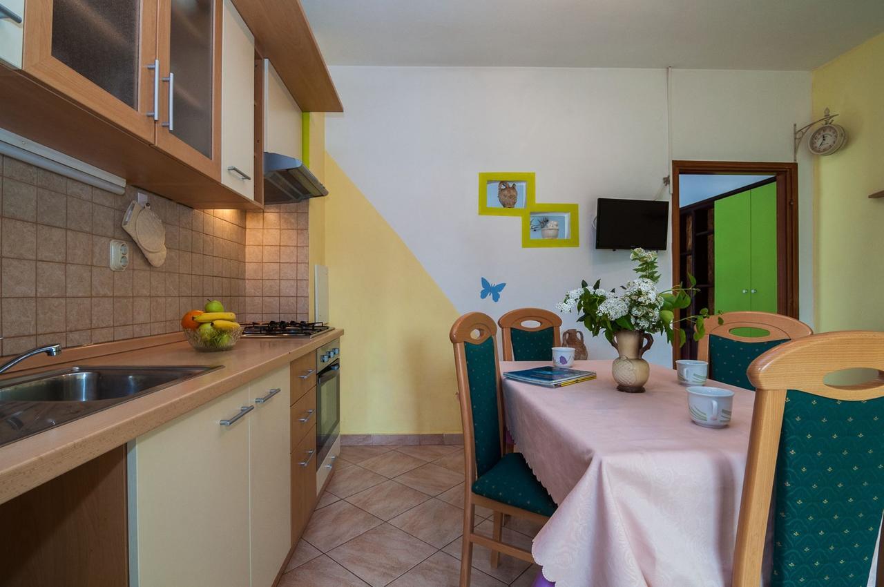 Apartments Cvita Углян Экстерьер фото